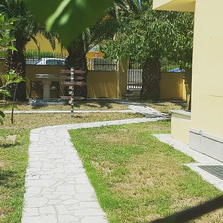 לינה וארוחת בוקר 500 Miglia טמפיו פאוזניה