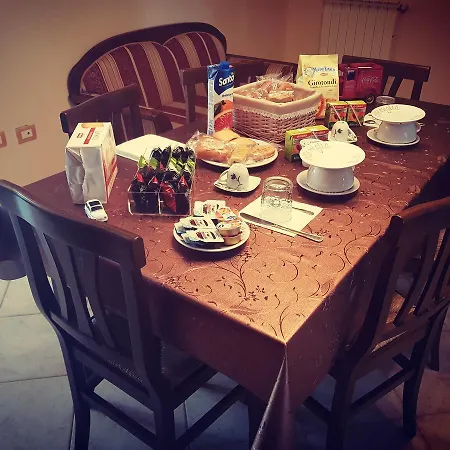 500 Miglia לינה וארוחת בוקר *